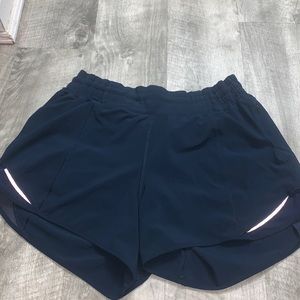 navy blue hotty hot lululemon shorts